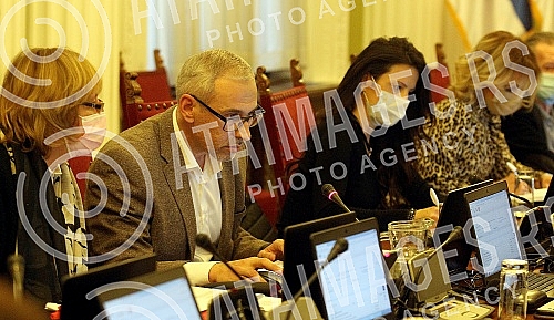 A sitting of the Committee on labor, social affairs, social inclusion and poverty reduction was held in the House of the National assembly.  U Domu Narodne skuputine odrzana je sednica Odbora za rad, socijalna pitanja, drustvenu ukljucenost i smanj