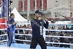 Celebrating World Boxing Day with a class of Roy Jones Jr. at Republic Square.Obelezavanje Svetskog dana boksa uz cas Roj Dzonsa Juniora na Trgu republike.