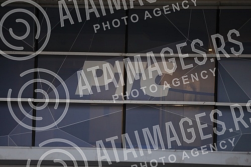 In front of the RTS building, where members of the organization Worthy of Serbia were earlier today, expressing alleged dissatisfaction with the work of RTS, forcibly entered the building of that media house in Takovska Street, there are police, but 