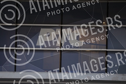 In front of the RTS building, where members of the organization Worthy of Serbia were earlier today, expressing alleged dissatisfaction with the work of RTS, forcibly entered the building of that media house in Takovska Street, there are police, but 