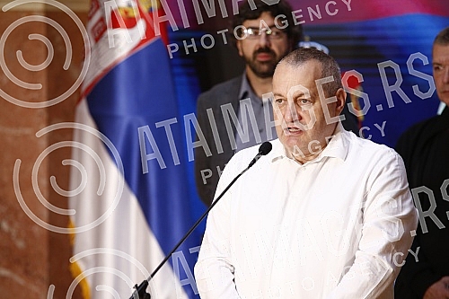 In the House of the National Assembly, a joint media conference of opposition MPs on the occasion of launching a petition for the release of arrested activists from Majdanpek.U  Domu Narodne skupstine zajednicka konferencija za medije opozicionih p