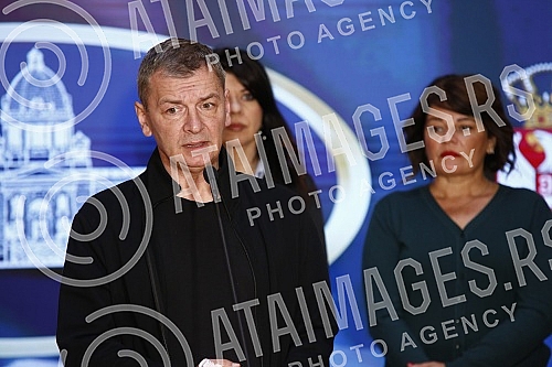 In the House of the National Assembly, a joint media conference of opposition MPs on the occasion of launching a petition for the release of arrested activists from Majdanpek.U  Domu Narodne skupstine zajednicka konferencija za medije opozicionih p