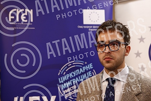 As part of the EU4Youth Days conference, the EU Delegation in Serbia, the Center for European Policies - CEP, and the Foundation for the Development of Economic Science - FREN organized a panel discussion on circular migration as a framework for oppo
