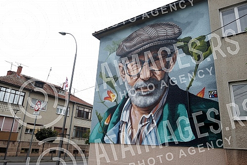 The work of the artist Marija Radosavljevic-Komarac won the competition of the Cuprija Cultural Institution for the production of a mural by the writer and academician Dragoslav Mihailovic, who was born in this city. Her conceptual solution with elem