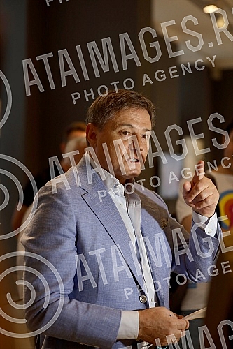 The selector of the Serbian national football team and the winner of the bronze Olympic medal at the Los Angeles Games in 1984, Dragan Stojkovic, visited the exhibition 