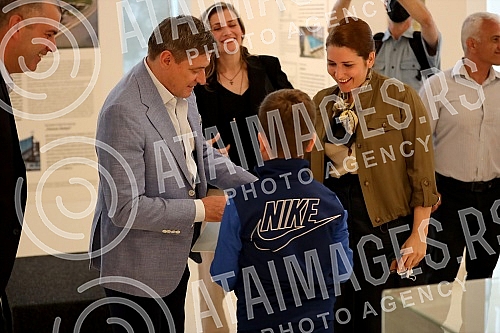 The selector of the Serbian national football team and the winner of the bronze Olympic medal at the Los Angeles Games in 1984, Dragan Stojkovic, visited the exhibition 