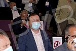 The Serbian Progressive Party is holding a session of the Main Board in Kombank Hall, at which it will be discussed about the united with the party of Aleksandar Sapic, the Serbian Patriotic Alliance, but also the problems within the party.Srpska n