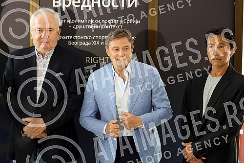 The selector of the Serbian national football team and the winner of the bronze Olympic medal at the Los Angeles Games in 1984, Dragan Stojkovic, visited the exhibition 