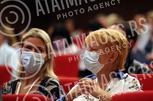 The Office for Combating Drugs of the Government of the Republic of Serbia and the Izlazak Association organized a conference entitled 