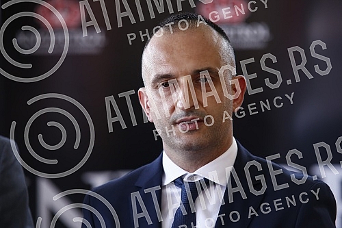 Posta Srbije and Knez Petrol have signed a business cooperation agreement that provides for the expansion of the postal network and services of Posta Srbije through the network of Knez Petrol gas stations.Posta Srbije i Knez petrol potpisali su ugo