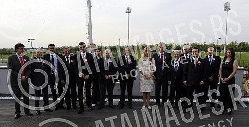 The house of football in Stara Pazova was opened in the presence of the highest officials of the world and european federation. Kuca fudbala u Staroj Pazovi otvorena je uz prisustvo najvisih zvanicnika svetske i evropske federacije.