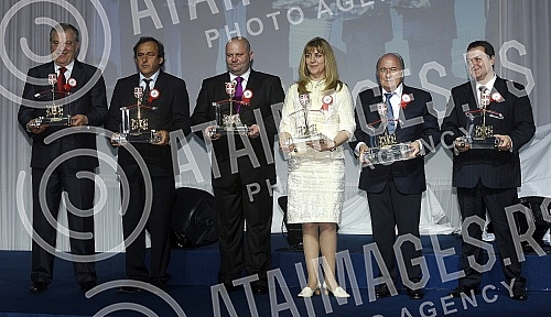 The house of football in Stara Pazova was opened in the presence of the highest officials of the world and european federation. Kuca fudbala u Staroj Pazovi otvorena je uz prisustvo najvisih zvanicnika svetske i evropske federacije.