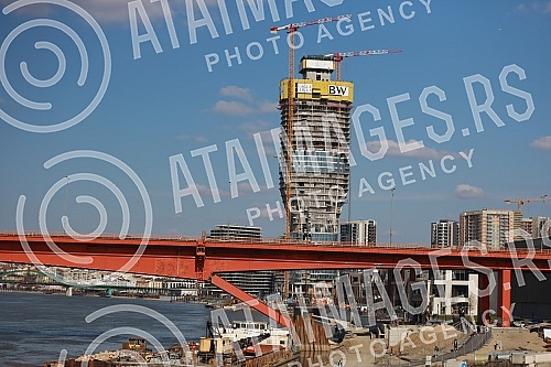 Construction of buildings in the city center, near the Gazella bridge.Izgradnja zgrada u centru grada, u blizini mosta Gazela. 