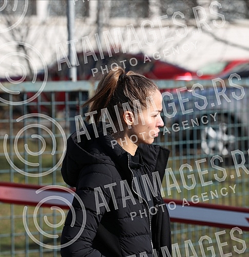 Former State Secretary of the Ministry of the Interior, Dijana Hrkalovic, was questioned in the premises of the Service for the Fight against Organized Crime (SBPOK) in Makis.Bivsa drzavna sekretarka MUP-a Dijana Hrkalovic saslusana je u u prostori