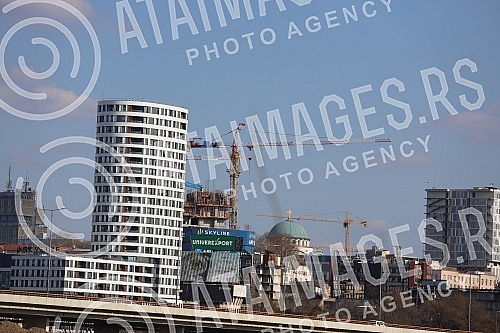 Construction of buildings in the city center, near the Gazella bridge.Izgradnja zgrada u centru grada, u blizini mosta Gazela. 