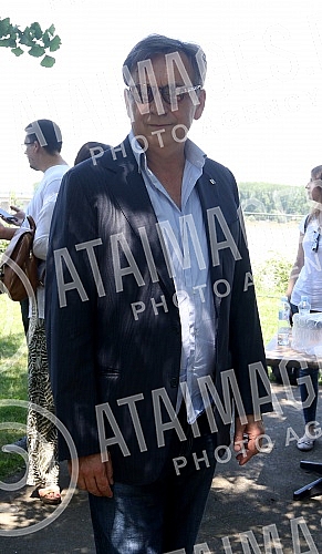 Shooting the fourth season of the 