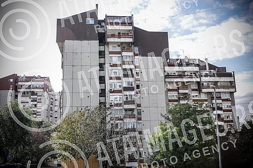 In the police action in the Belgrade suburb of arkovo, arrested two robbers.U policijskoj akciji, u beogradskom naselju Zarkovo, uhapsena su dvojica razbojnika