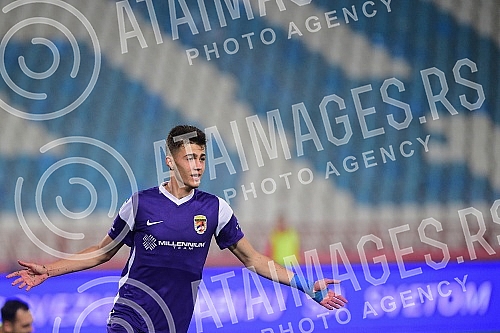 The match of the sixteenth round of the Serbian Cup between FC Graficar and FC Vojvodina was played at the Rajko Mitic stadium.Utakmica sesnaestine finala Kupa Srbije izmedju FK Graficara i FK Vojvodine odigrana je na stadionu Rajko Mitic.