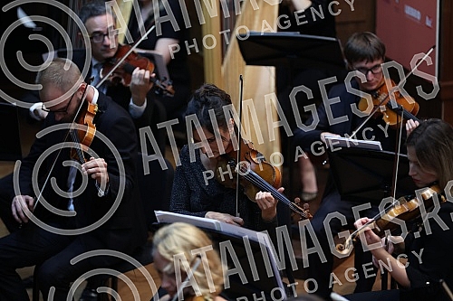 The 54th edition of the oldest and most important music festival in Serbia, BEMUS 2022, was opened with a concert by the famous Welsh bass-baritone Brin Terfel with the Virtuosi Festival Orchestra conducted by Bojan Sudjic and guest Sofija Petrovic i