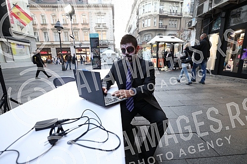 The Embassy of Mexico in Serbia and the Cervantes Institute in Belgrade mark the famous Mexican holiday Day of the Dead with a big celebration and presentation of the traditional altar of the dead.Ambasada Meksika u Srbiji i Institut Servantes u Be