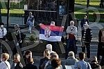 While addressing the leader of the opposition in front of the Serbian Assembly, during a curfew, a group of citizens over 65 who were allowed to take a walk at the curfew, came in front of the Assembly building from Pionirski park.  Za vreme obracan