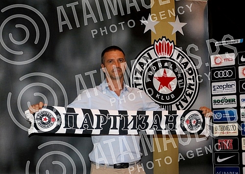 Promotion of new head coach of FK Partizan Zoran Bata Mirkovic held on Sport center Teleoptik.Promocija novog trenera FK Partizan Zorana Bate Mirkovica odrzana u Sportskom centru Teleoptik.