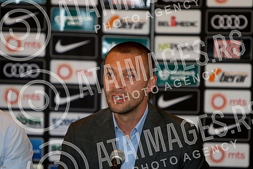 Promotion of new head coach of FK Partizan Zoran Bata Mirkovic held on Sport center Teleoptik.Promocija novog trenera FK Partizan Zorana Bate Mirkovica odrzana u Sportskom centru Teleoptik.