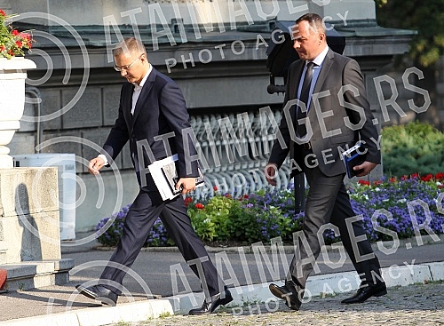 Meeting of the National Security Council which, according to media President of Serbia Aleksandar Vucic called a decline in the knowledge of the Albanians in northern Kosovo.Sednica Saveta za nacionalnu bezbednost koju je po navodima medija predsedn