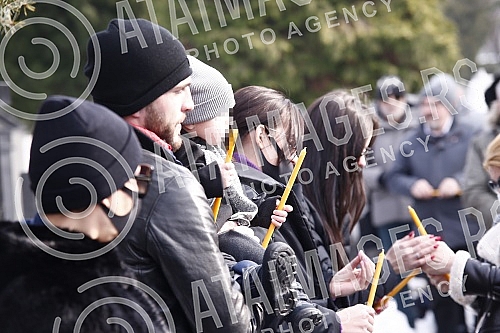 A memorial service on the occasion of the twenty-second anniversary of the death of Zeljko Raznatovic - Arkan was held at the New Cemetery.Pomen povodom dvadeset druge godisnjice od smrti Zeljka Raznatovica - Arkana odrzan je na Novom groblju.