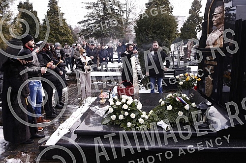 A memorial service on the occasion of the twenty-second anniversary of the death of Zeljko Raznatovic - Arkan was held at the New Cemetery.Pomen povodom dvadeset druge godisnjice od smrti Zeljka Raznatovica - Arkana odrzan je na Novom groblju.