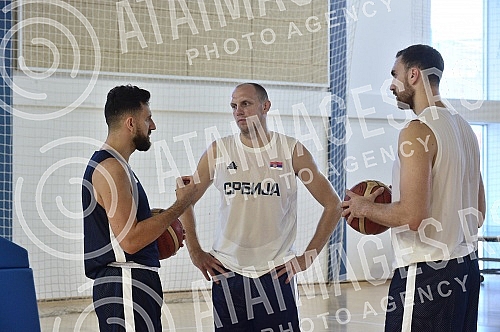 The open part of the training of the men's senior basketball team of Serbia at the FSS Sports Center in Stara Pazova.Otvoreni deo treninga muske seniorske kosarkaske reprezentacije Srbije u Sportskom centru FSS u Staroj Pazovi. 