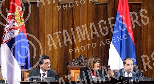 Members of the Serbian Government respond to parliamentary questions.Clanovi Vlade Srbije odgovaraju na poslanicka pitanja. 