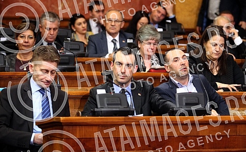 Members of the Serbian Government respond to parliamentary questions.Clanovi Vlade Srbije odgovaraju na poslanicka pitanja. 