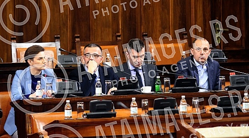 Members of the Serbian Government respond to parliamentary questions.Clanovi Vlade Srbije odgovaraju na poslanicka pitanja. 