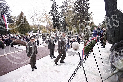 At the Memorial Ossuary of the Defenders of Belgrade in the First World War at the New Cemetery, Armistice Day in the First World War was marked.Kod Spomen-kosturnice branilaca Beograda u Prvom svetskom ratu na Novom groblju, obelezen je Dan primir