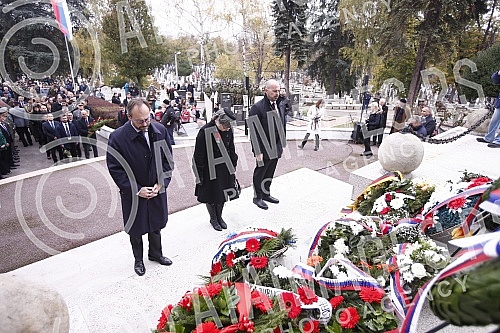 At the Memorial Ossuary of the Defenders of Belgrade in the First World War at the New Cemetery, Armistice Day in the First World War was marked.Kod Spomen-kosturnice branilaca Beograda u Prvom svetskom ratu na Novom groblju, obelezen je Dan primir