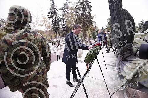 At the Memorial Ossuary of the Defenders of Belgrade in the First World War at the New Cemetery, Armistice Day in the First World War was marked.Kod Spomen-kosturnice branilaca Beograda u Prvom svetskom ratu na Novom groblju, obelezen je Dan primir