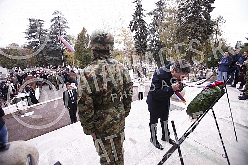 At the Memorial Ossuary of the Defenders of Belgrade in the First World War at the New Cemetery, Armistice Day in the First World War was marked.Kod Spomen-kosturnice branilaca Beograda u Prvom svetskom ratu na Novom groblju, obelezen je Dan primir