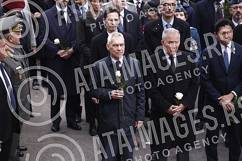 At the Memorial Ossuary of the Defenders of Belgrade in the First World War at the New Cemetery, Armistice Day in the First World War was marked.Kod Spomen-kosturnice branilaca Beograda u Prvom svetskom ratu na Novom groblju, obelezen je Dan primir
