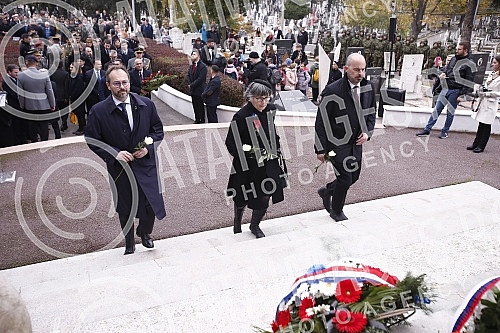 At the Memorial Ossuary of the Defenders of Belgrade in the First World War at the New Cemetery, Armistice Day in the First World War was marked.Kod Spomen-kosturnice branilaca Beograda u Prvom svetskom ratu na Novom groblju, obelezen je Dan primir