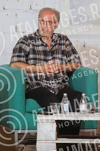 A commemoration of Gordana Susa a journalist, was held in Dorcol Square.U Dorcol placu odrzana komemoracija novinarki Gordani Susi.