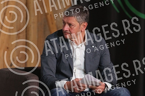 A commemoration of Gordana Susa a journalist, was held in Dorcol Square.U Dorcol placu odrzana komemoracija novinarki Gordani Susi.