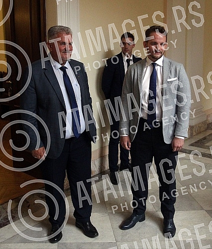 Meeting of PUPS MP Stefan Krkobabic with the delegation of women's entrepreneurship of the Serbian Chamber of Commerce.Sastanak poslanika PUPS Stefana Krkobabica sa delegacijom zenskog preduzetnitva Privredne komore Srbije. 