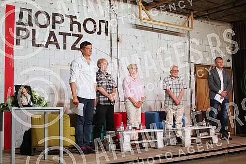 A commemoration of Gordana Susa a journalist, was held in Dorcol Square.U Dorcol placu odrzana komemoracija novinarki Gordani Susi.