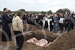 The Djokic family from Aleksinac, who were presumably killed between September 26 and 27 in the area of the village of Moravac, were seen off by relatives, neighbors, friends and priests from Goran's mother's house for eternal rest in the cemetery in