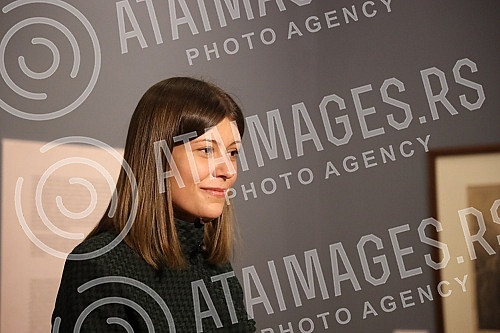 Author's guide through the latest exhibition 