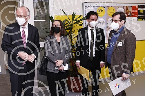  Serbian First Deputy Prime Minister and Minister of Education, Science and Technological Development Branko Ruzic and German Ambassador to Serbia Thomas Schieb visited the German school and signed an agreement on cooperation between the two governme