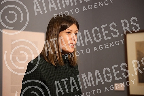 Author's guide through the latest exhibition 