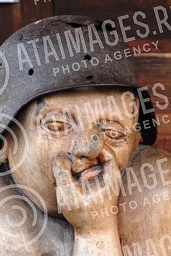 Drvengrad the movie ethno village of Mokra Gora, a village at the turn of Zlatibor and Tara, who is director Emir Kusturica built on a hill Mecavnik.Drvengrad, filmsko i etno selo izmedju Zlatibora i Tare koje je reditelj Emir Kusturica izgradio na 