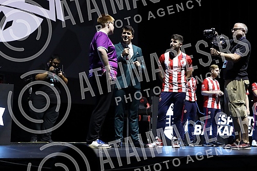 The final of the Esports Balkan League was held in mts Dvorana, and Belgrade's Crvena zvezda Esports and Croatia's Valiance ProGame fought for the title. U mts Dvorani odrzano je finale Esports Balkan Lige, a za titulu su se borili beogradska Crven